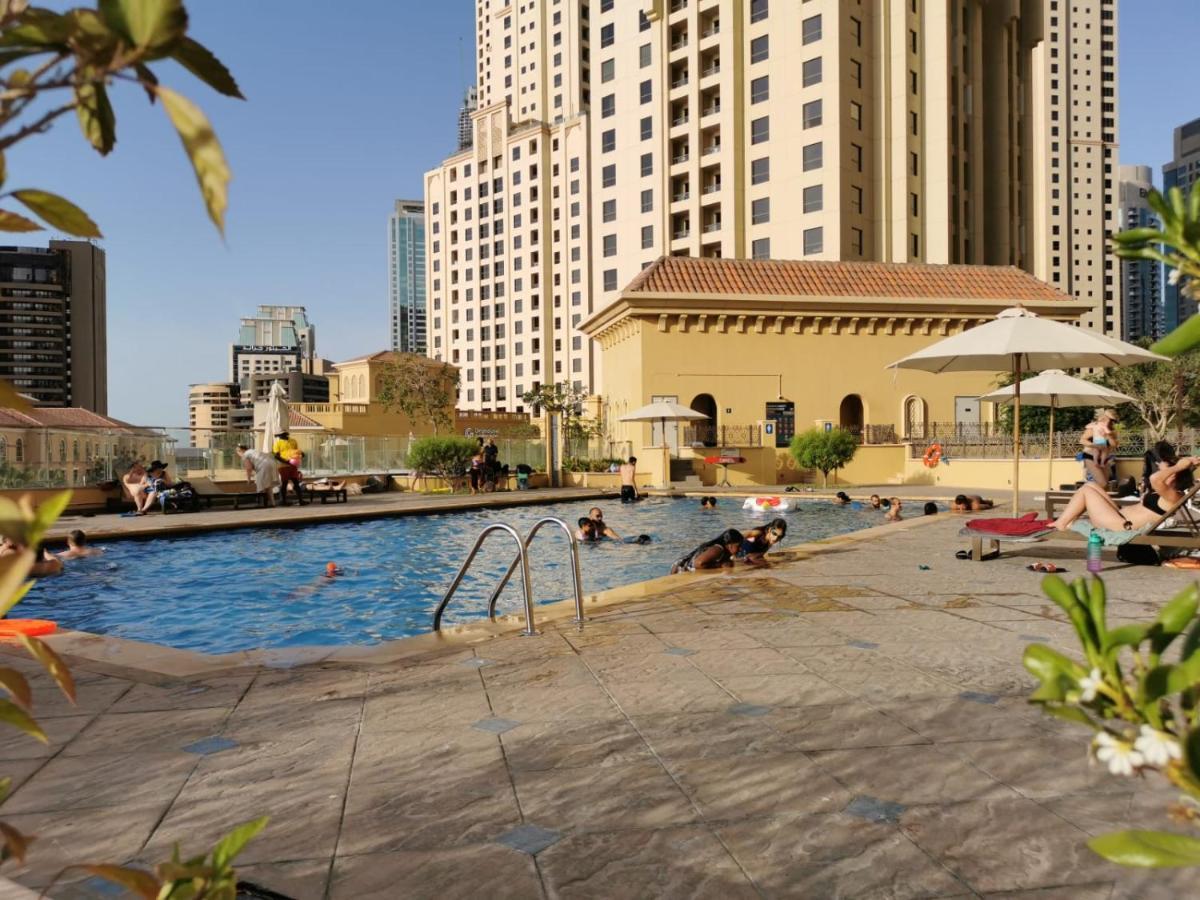Grays Hostel By Haly Dubai Exterior photo